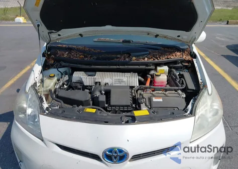 2013 Toyota Prius Three Se z USA, uszkodzony, nr VIN JTDKN3DU8D5601612